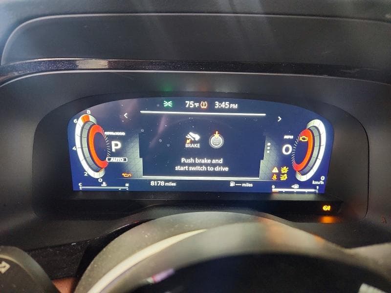 2025 NISSAN PATHFINDER PLATINUM 9