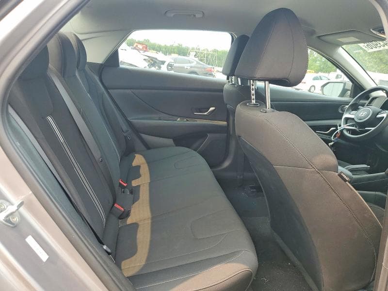 2023 HYUNDAI ELANTRA SEL 10