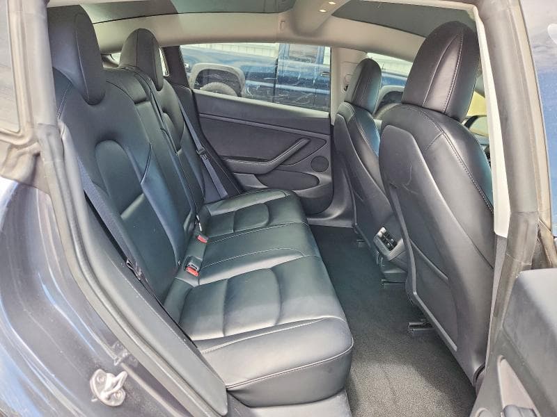 2022 TESLA MODEL 3 10