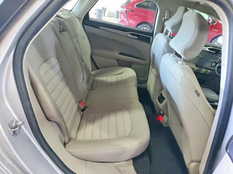2019 FORD FUSION SE 10