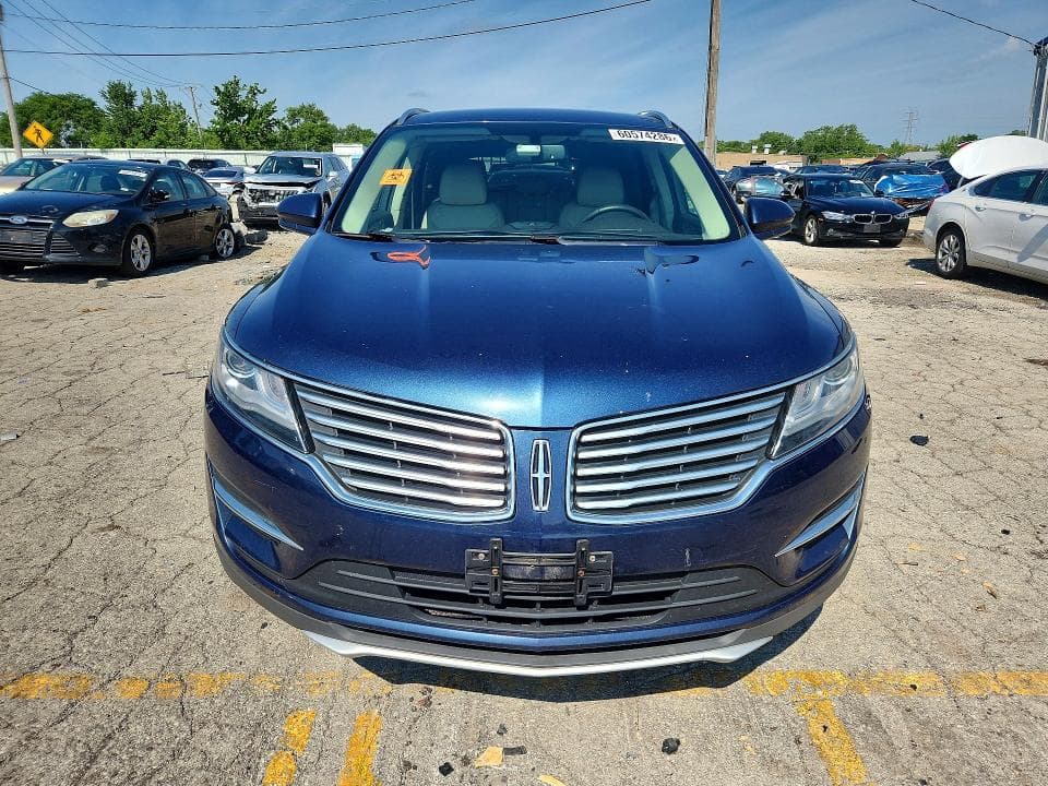 2017 LINCOLN MKC PREMIERE 5
