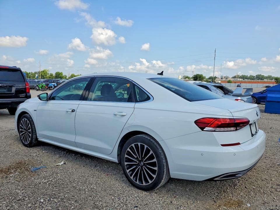 2022 VOLKSWAGEN PASSAT LIMITED EDITION 2