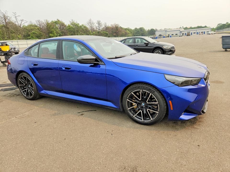 2026 BMW M5 BASE 4