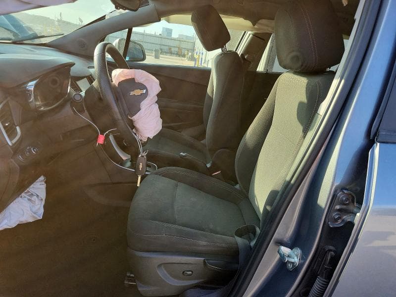 2020 CHEVROLET TRAX LS 7