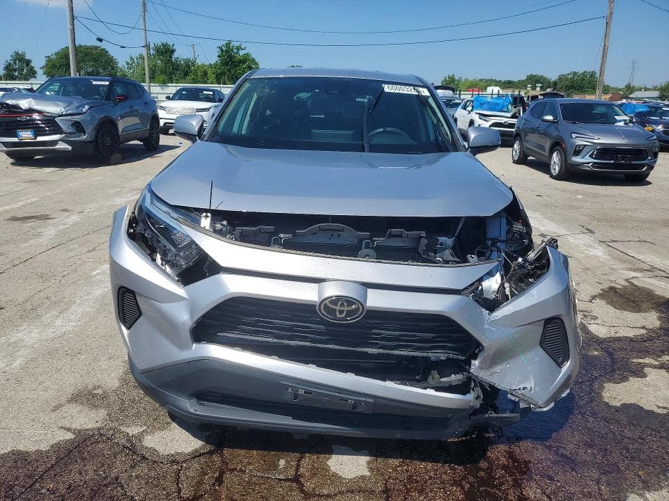 2023 TOYOTA RAV4 LE 5