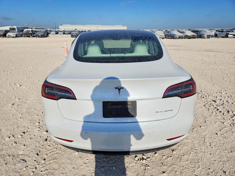 2019 TESLA MODEL 3 6