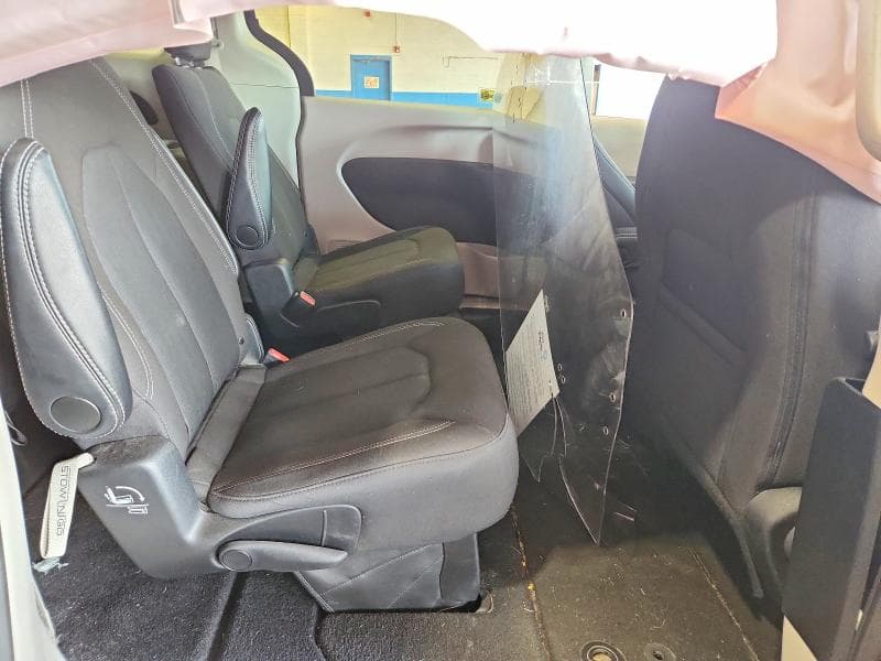 2024 CHRYSLER VOYAGER LX 11