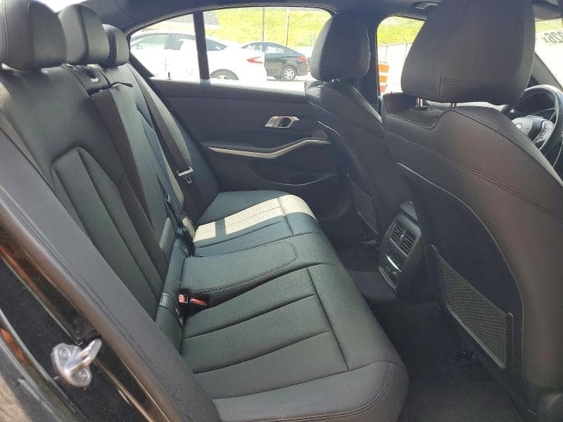 2020 BMW 330I 10