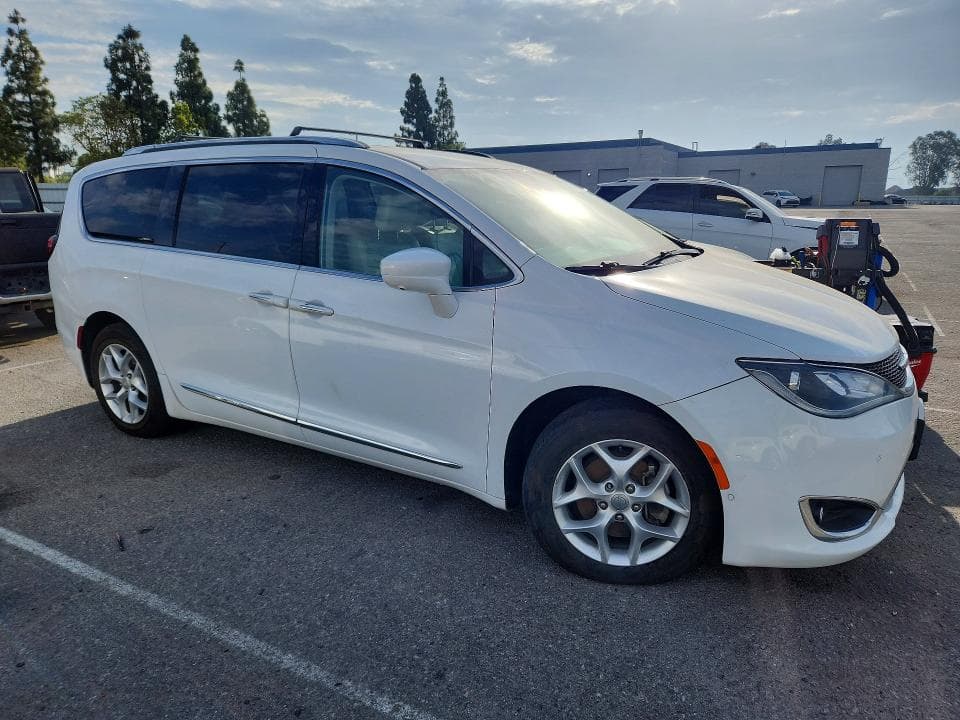 2018 CHRYSLER PACIFICA TOURING L PLUS 4