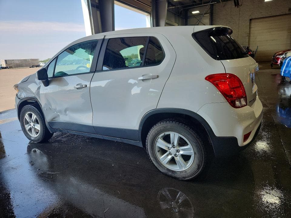 2017 CHEVROLET TRAX LS 2