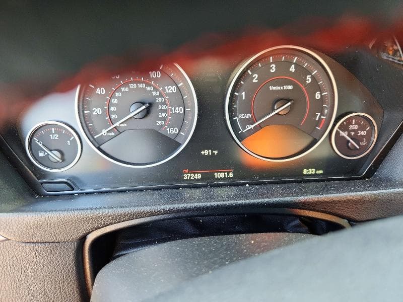 2018 BMW 330 XI 9