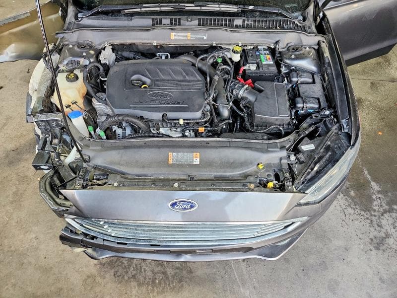 2017 FORD FUSION SE 11