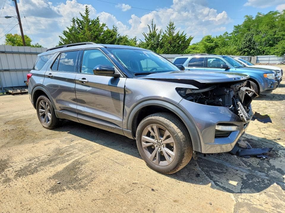 2022 FORD EXPLORER XLT 4