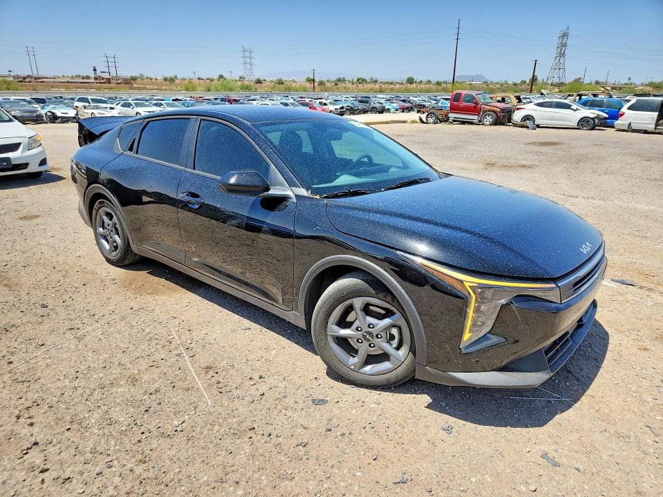 2025 KIA K4 LXS 4