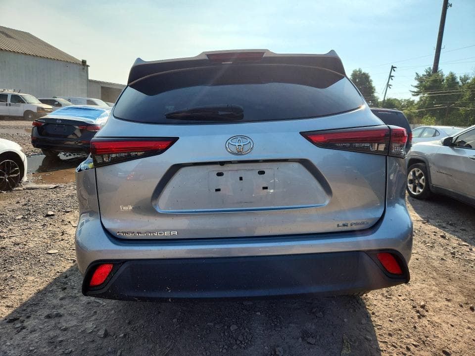 2022 TOYOTA HIGHLANDER LE 6
