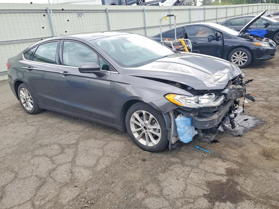 2020 FORD FUSION SE 4
