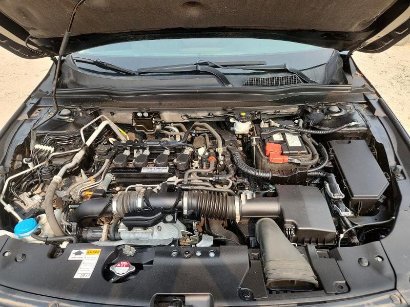 2018 HONDA ACCORD LX 11