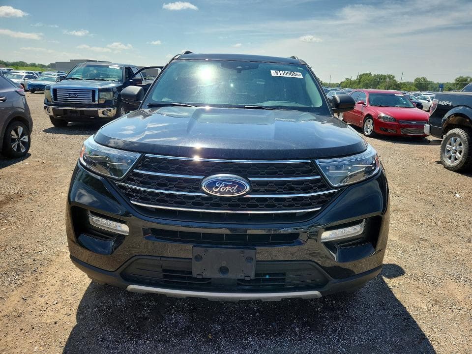 2023 FORD EXPLORER XLT 5
