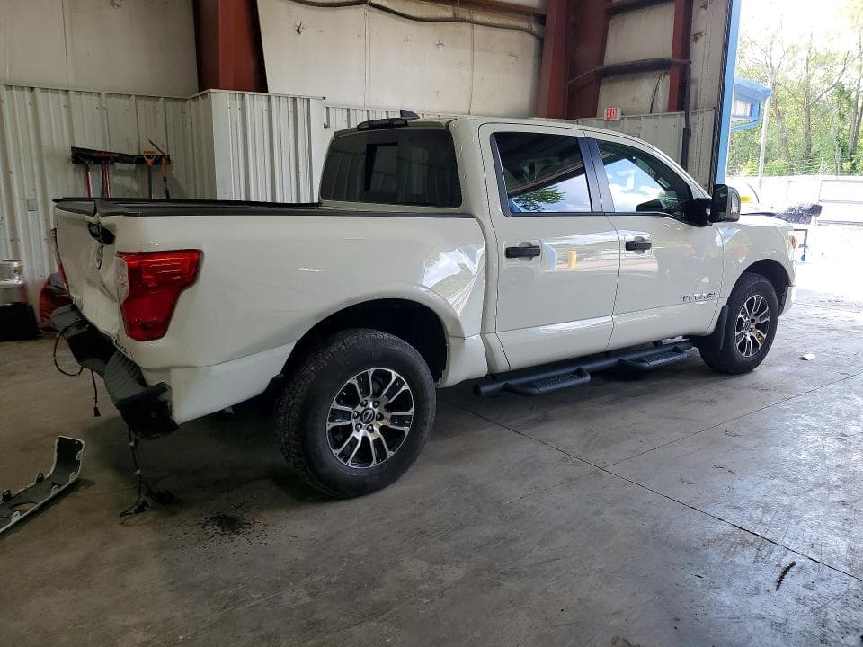 2023 NISSAN TITAN SV 3