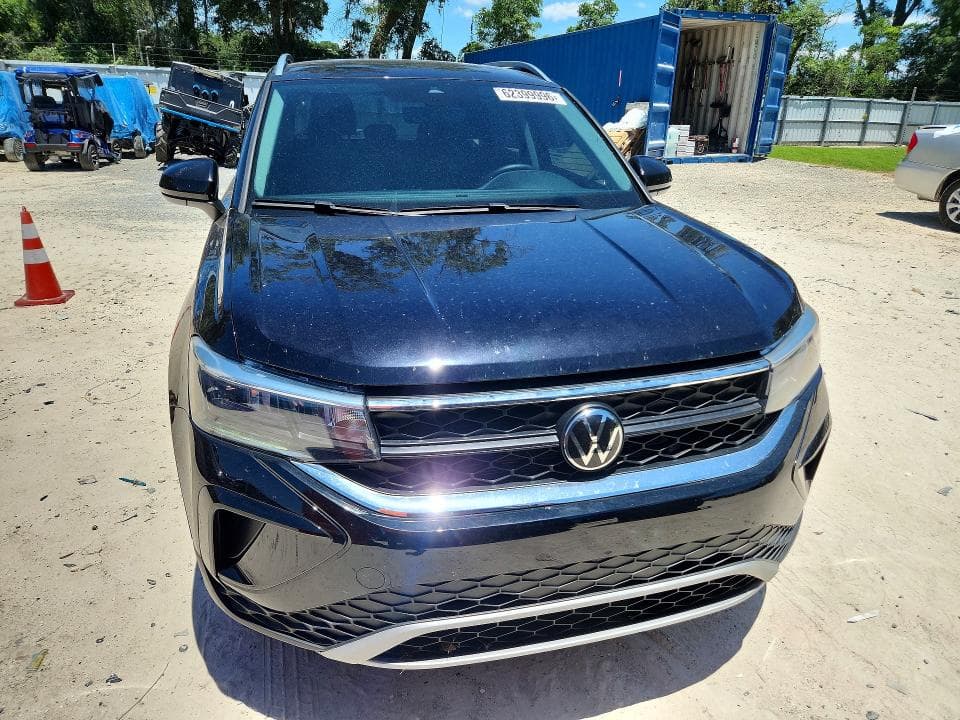 2024 VOLKSWAGEN TAOS SE 5