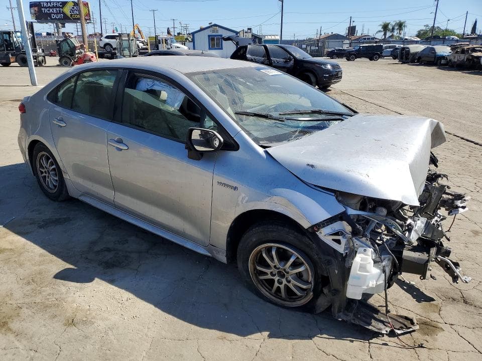 2020 TOYOTA COROLLA LE 4