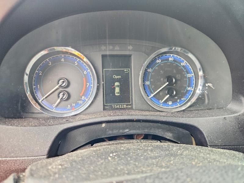 2018 TOYOTA COROLLA SE 9
