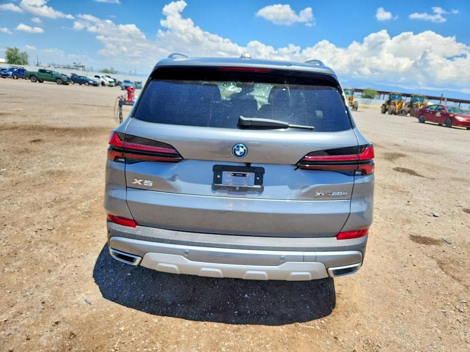 2026 BMW X5 XDRIVE50E 6