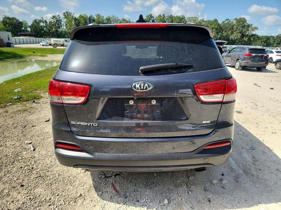 2017 KIA SORENTO LX 6