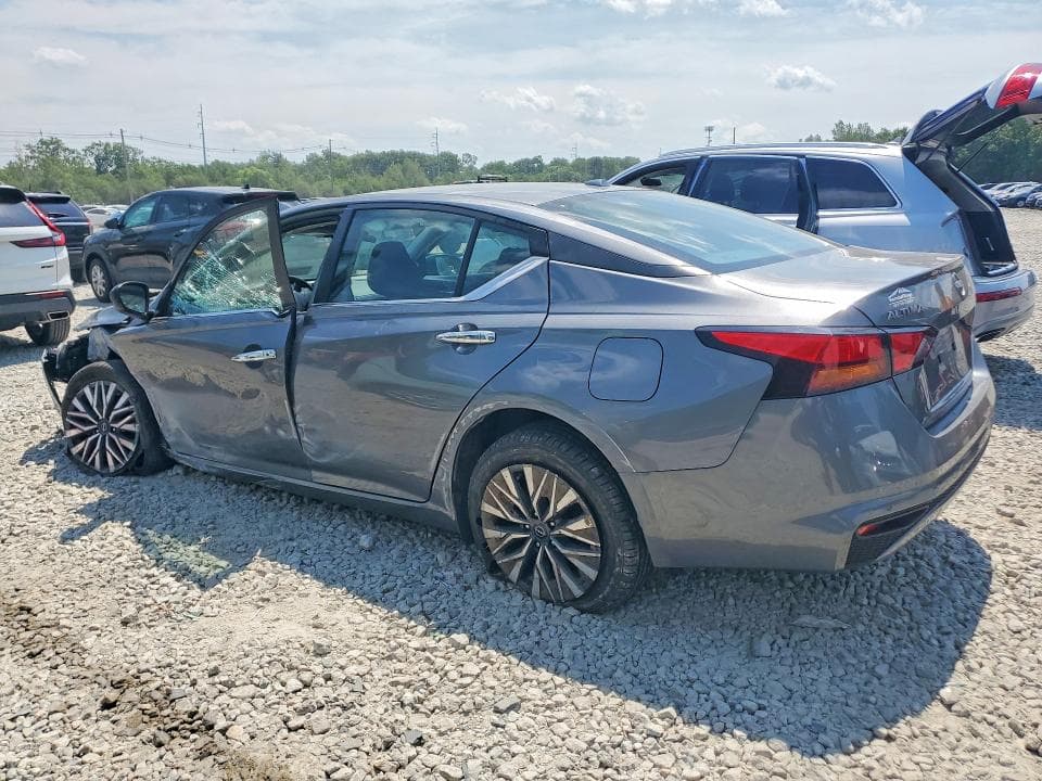 2024 NISSAN ALTIMA SV 2