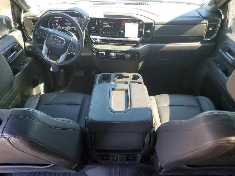 2024 GMC SIERRA K2500 SLT 8