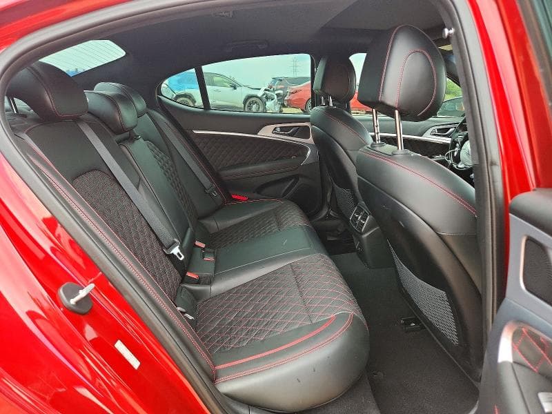 2019 GENESIS G70 3.3T DYNAMIC EDITION 10