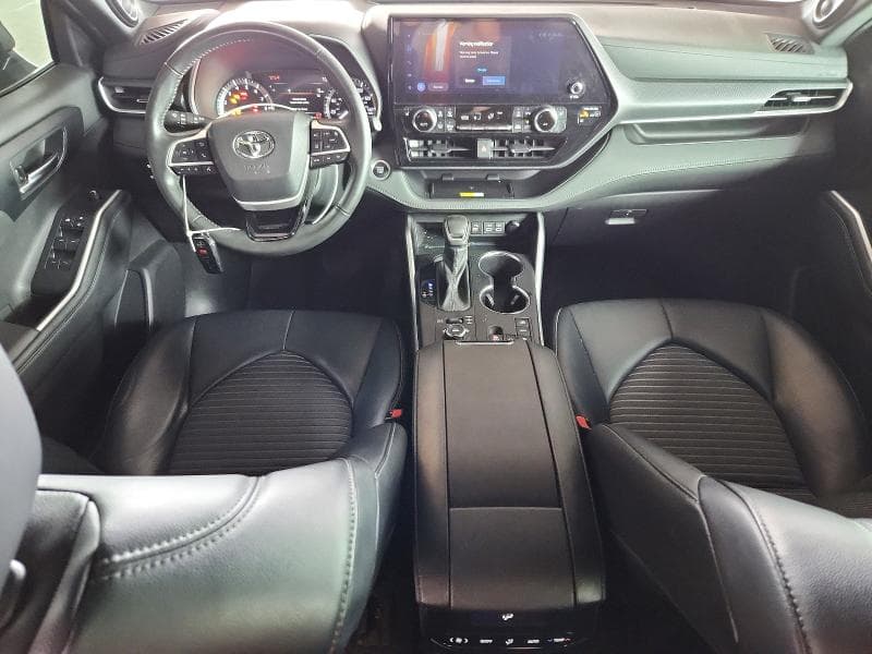 2024 TOYOTA HIGHLANDER XSE 8