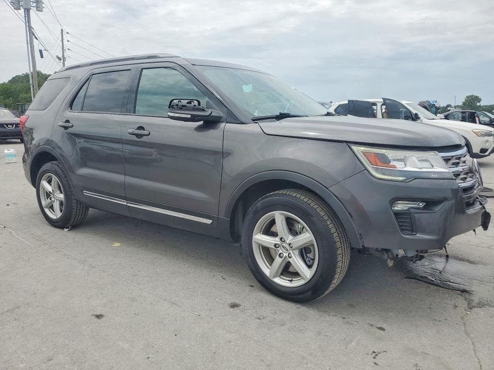 2019 FORD EXPLORER XLT 4