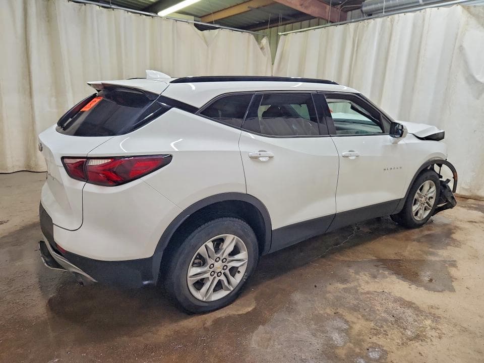 2021 CHEVROLET BLAZER 1LT 3