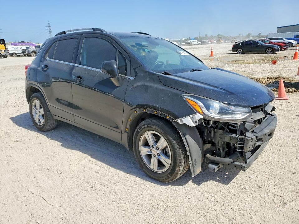 2020 CHEVROLET TRAX 1LT 4