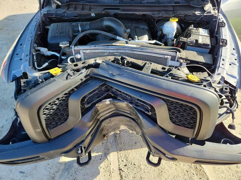 2019 RAM 1500 CLASSIC SLT 11