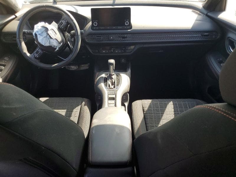 2025 HONDA HR-V SPORT 8