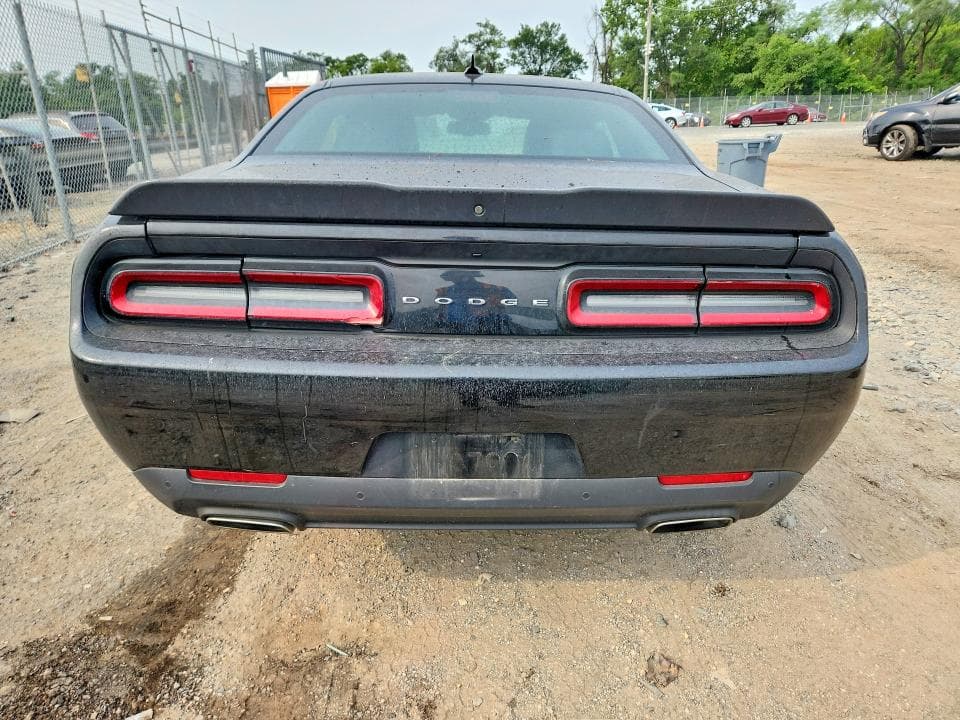2019 DODGE CHALLENGER SXT 6
