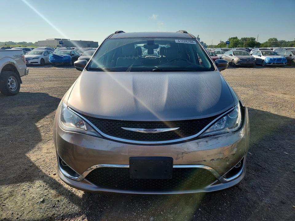 2017 CHRYSLER PACIFICA TOURING L 5