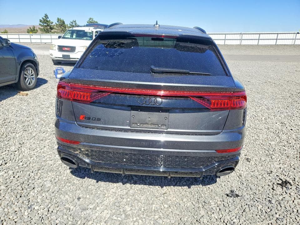 2021 AUDI RS Q8 6