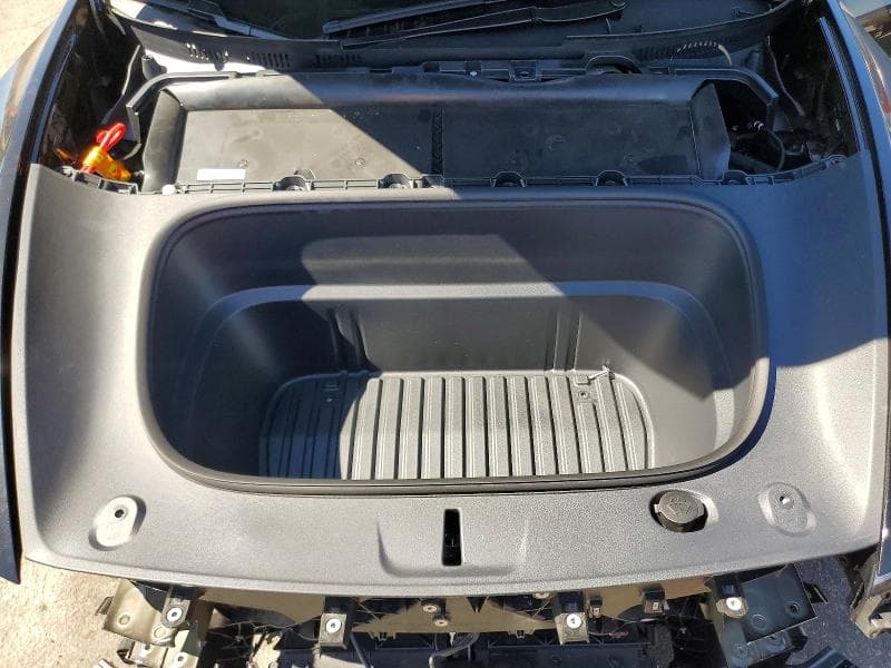 2026 TESLA MODEL Y 12