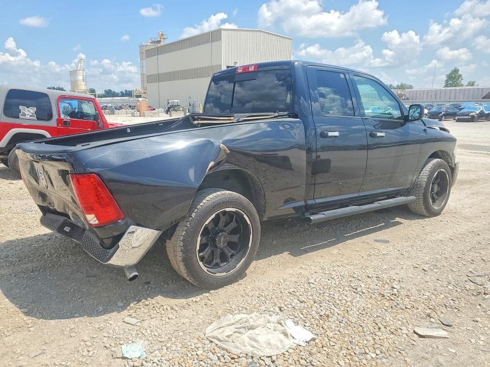 2017 RAM 1500 SLT 3