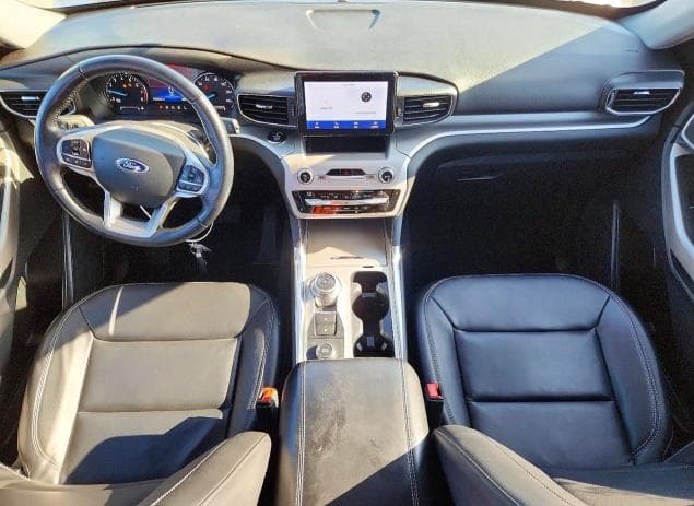 2021 FORD EXPLORER XLT 8