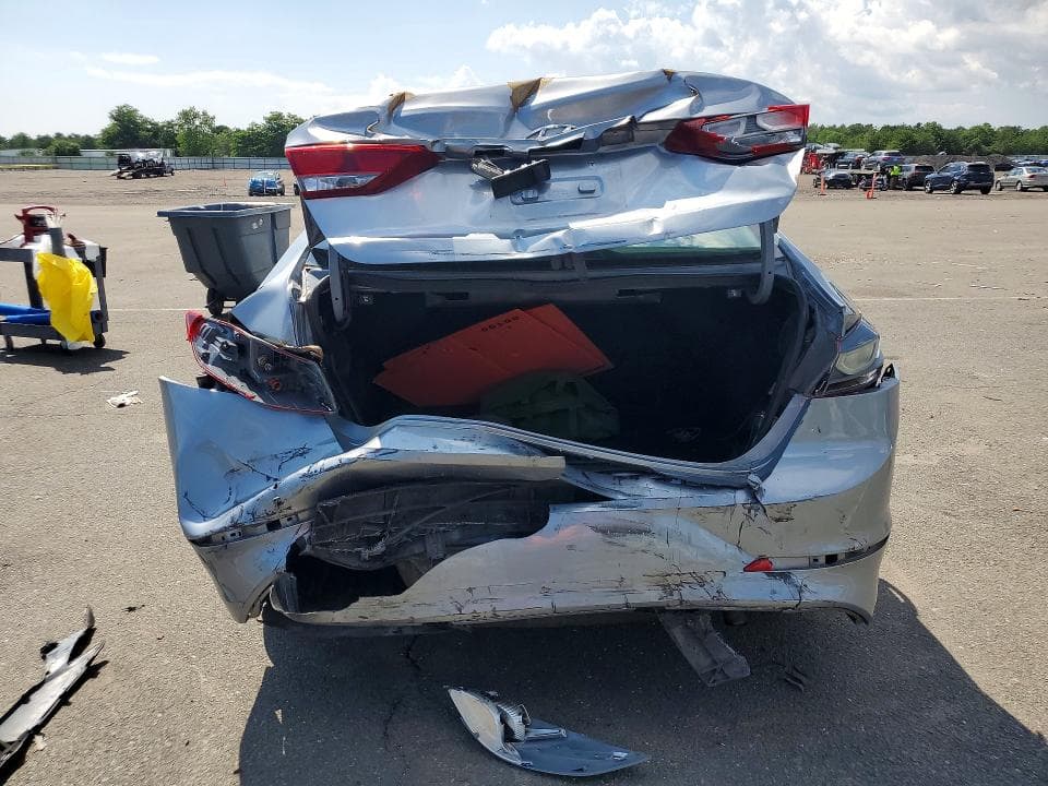 2017 HYUNDAI ELANTRA SE 6