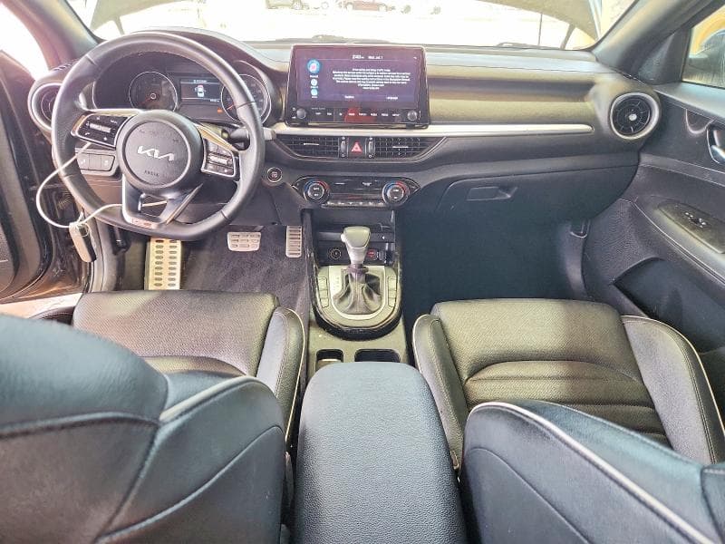 2024 KIA FORTE GT LINE 8