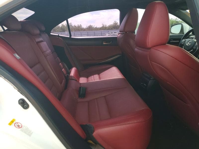 2018 LEXUS IS 300 10