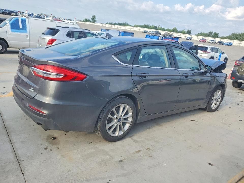 2020 FORD FUSION SE 3