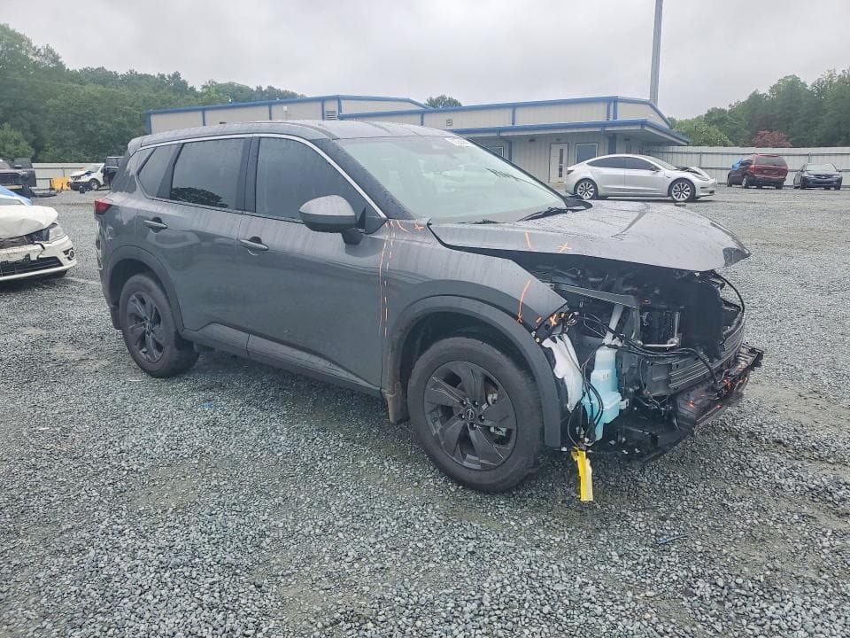 2026 NISSAN ROGUE SV 4