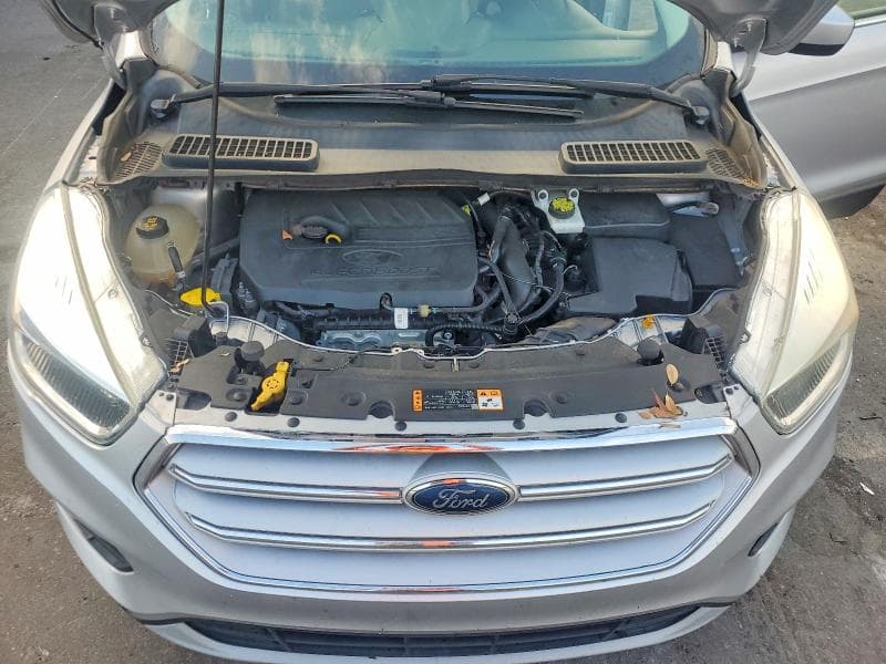 2018 FORD ESCAPE SE 11