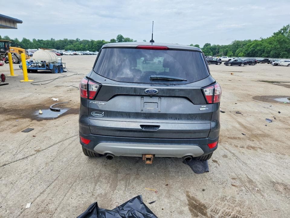 2017 FORD ESCAPE SE 6